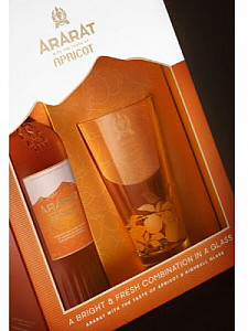 Ararat Apricot Brandy 750ml Glass Gift Set