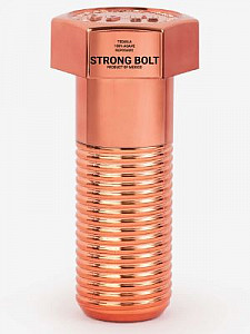 Strong Bolt tequila Reposado M82 700 ml