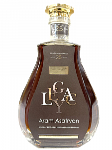 Ararat Legacy by Aram Asatryan 25years Brandy 700ml